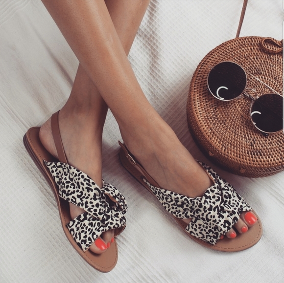 Shoes - 🚨//Island Gal// Animal print Sandal